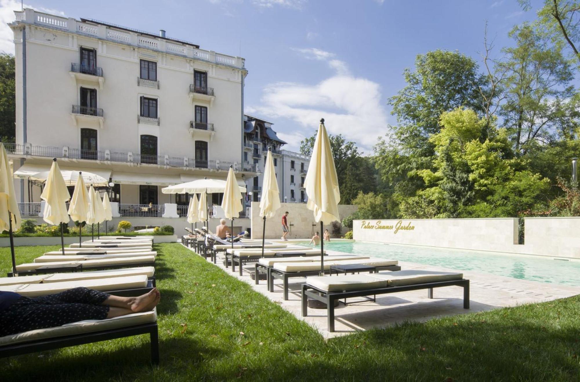 Hotel Palace Băile Govora Exterior photo