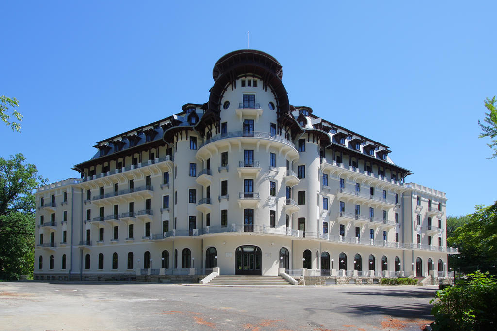 Hotel Palace Băile Govora Exterior photo
