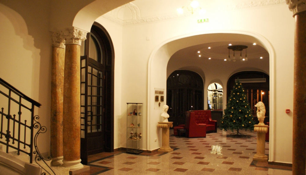 Hotel Palace Băile Govora Exterior photo