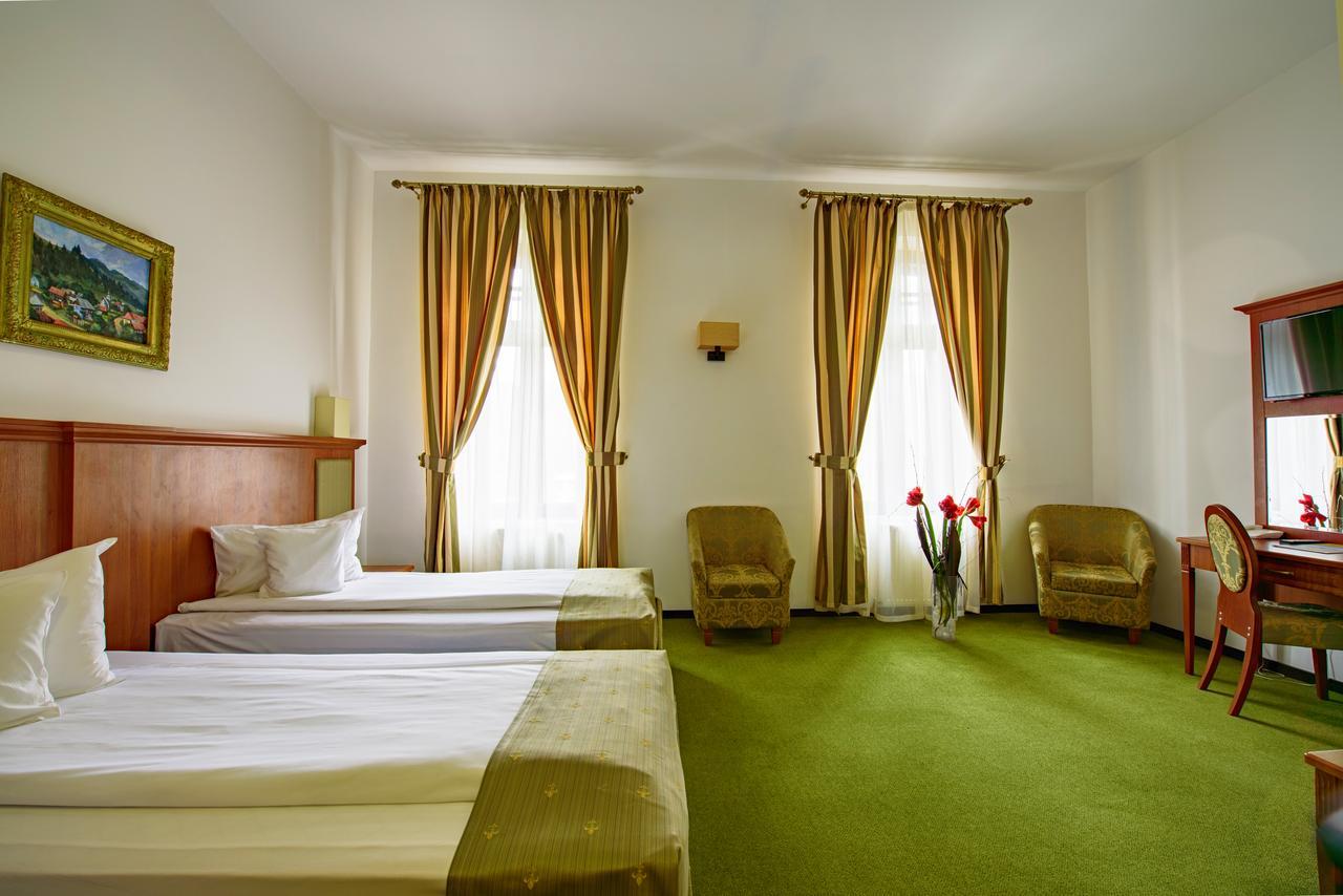 Hotel Palace Băile Govora Exterior photo