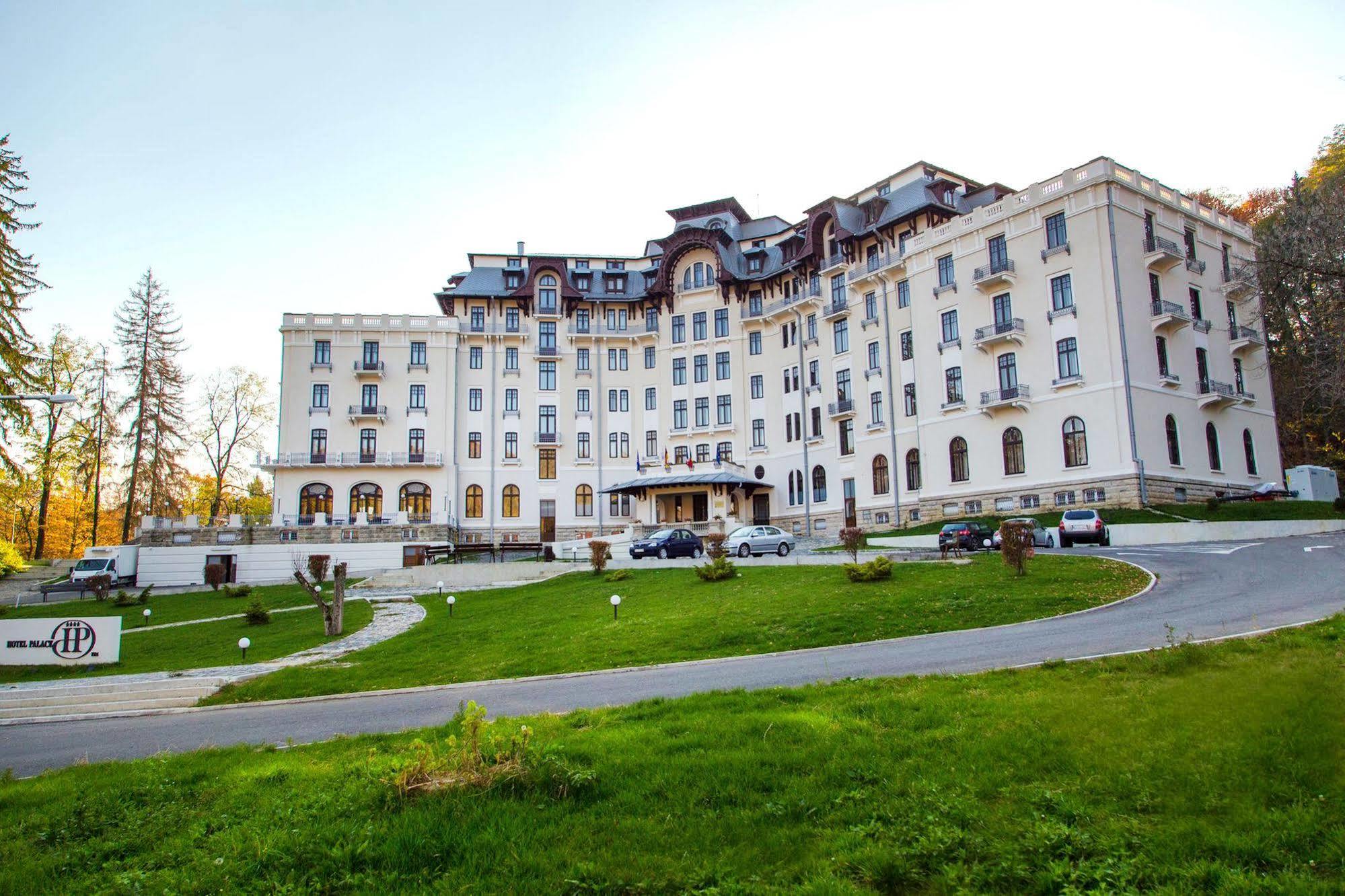 Hotel Palace Băile Govora Exterior photo